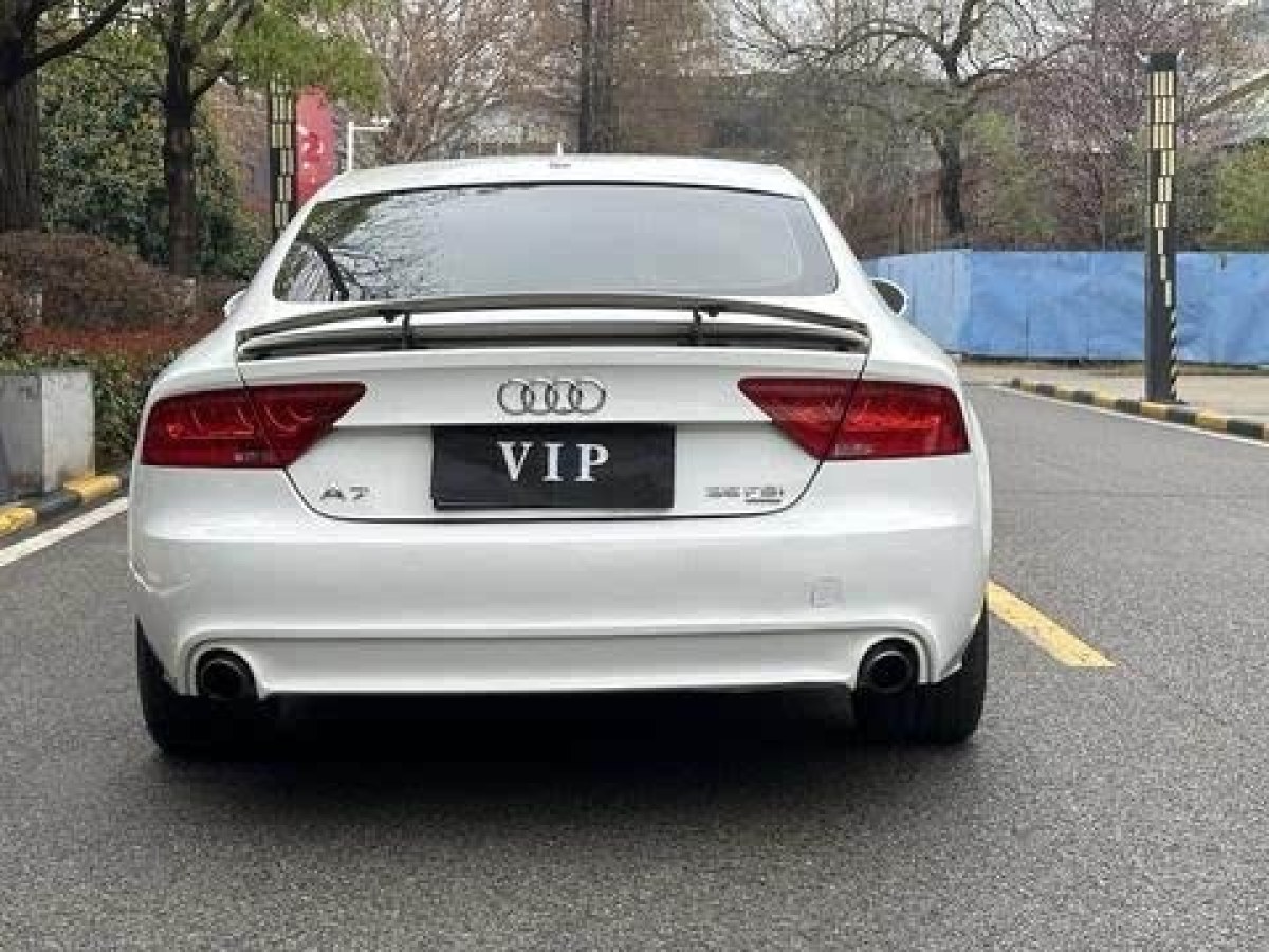 奧迪 奧迪A7  2013款 35 FSI quattro進(jìn)取型圖片