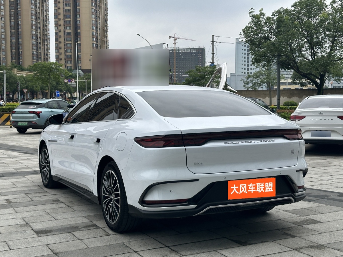 比亞迪 漢  2022款 DM-i 121KM 領(lǐng)航型圖片