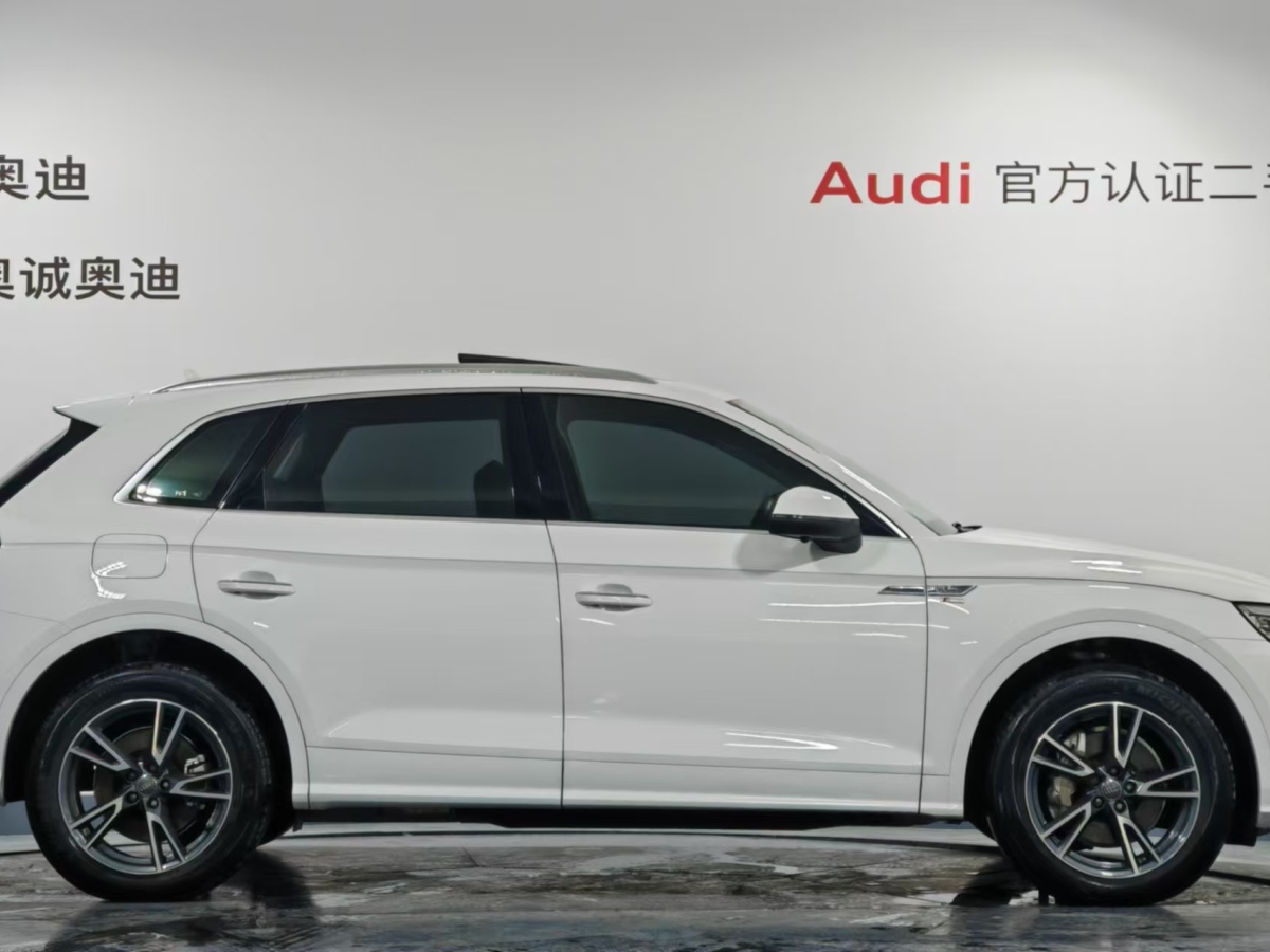 奧迪 奧迪Q5L  2018款  40 TFSI 榮享時尚型 國VI圖片