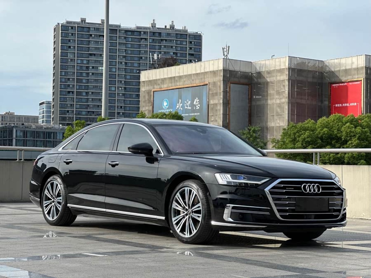 奧迪 奧迪A8  2022款 A8L 55 TFSI quattro 尊貴型典藏版圖片