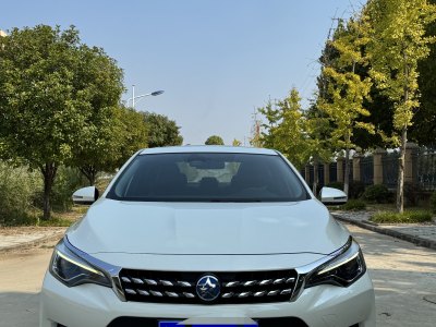 2019年4月 啟辰 D60 十萬(wàn)榮耀 1.6L XL CVT辰酷版 國(guó)VI圖片