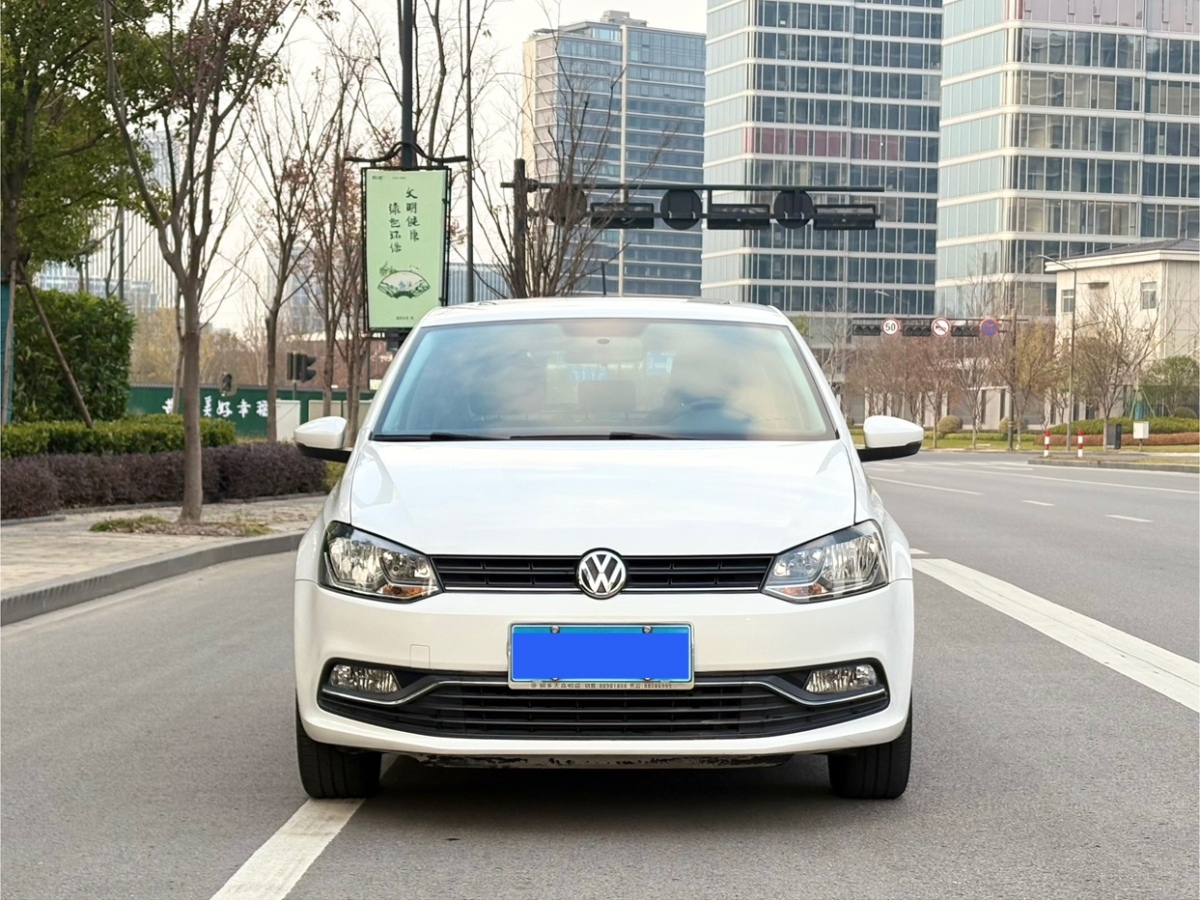 大眾 Polo  2002款 兩廂 1.6 舒適型圖片