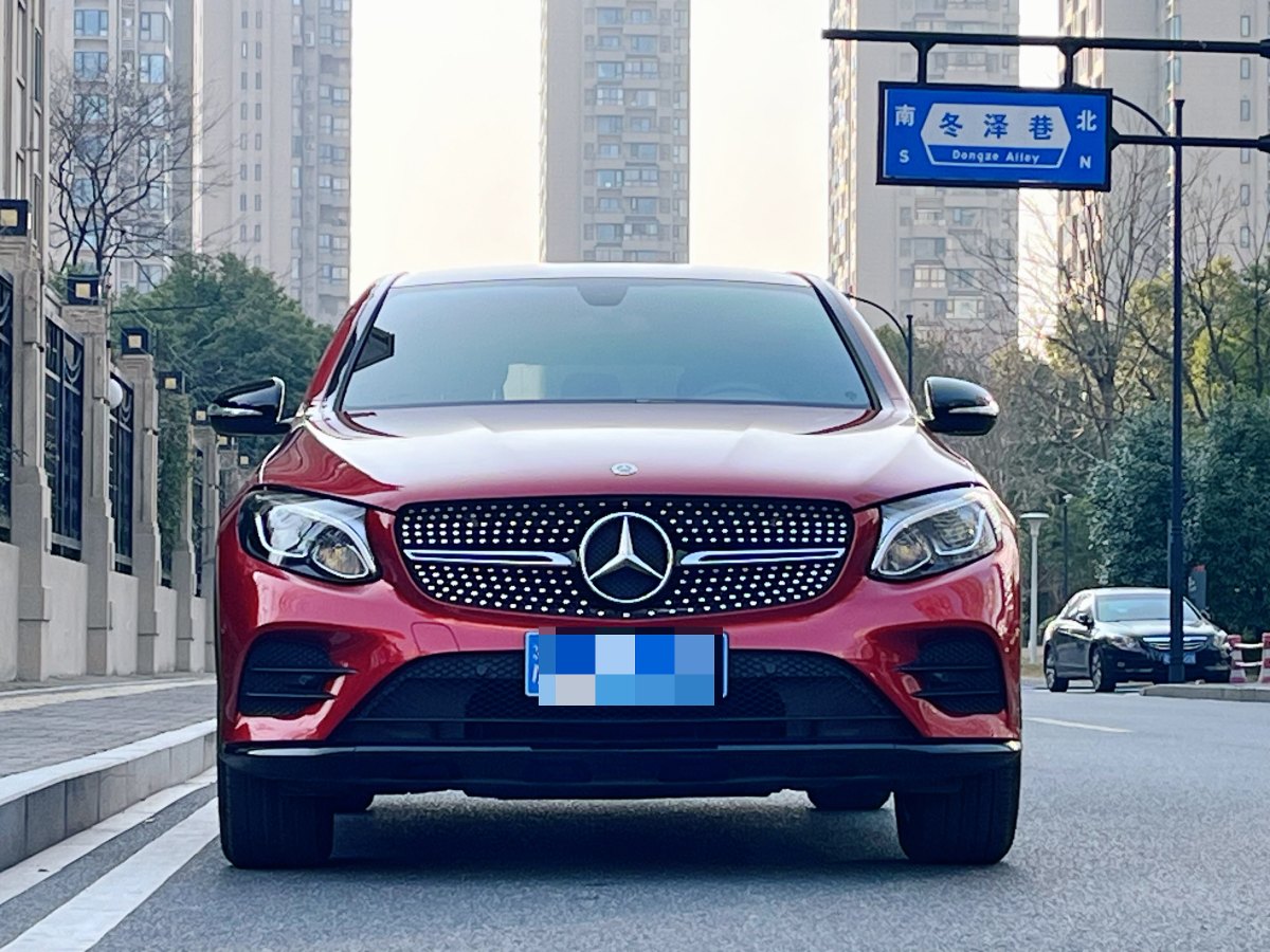 2018年8月奔馳 奔馳GLC  2022款 改款 GLC 300 4MATIC 轎跑SUV