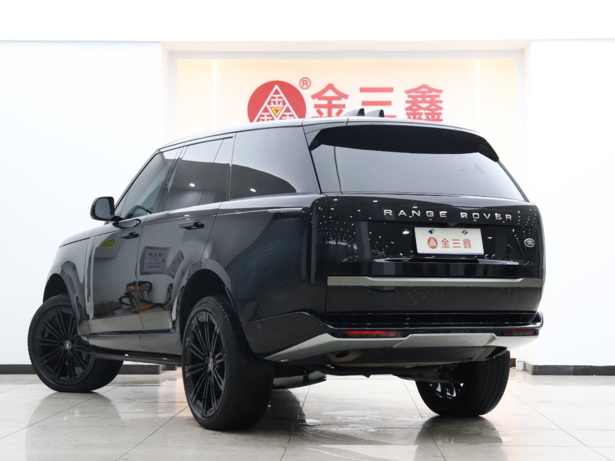 路虎 揽胜  2024款 3.0 L6 360PS 盛世版图片