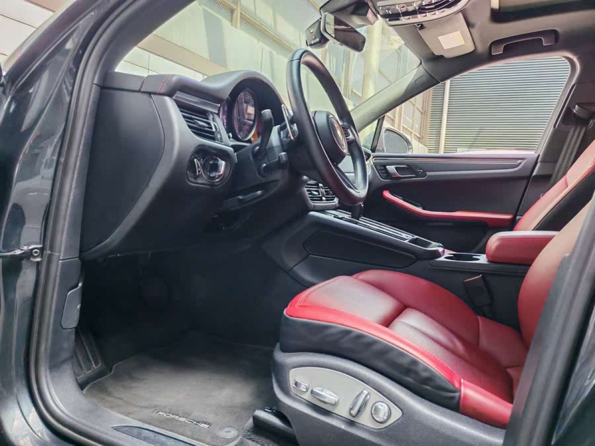 保時(shí)捷 Macan  2023款 Macan 2.0T圖片