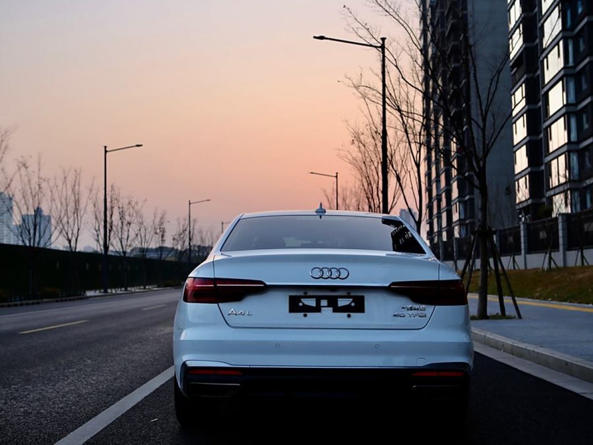 奧迪 奧迪A4L  2020款 40 TFSI 時(shí)尚致雅型圖片