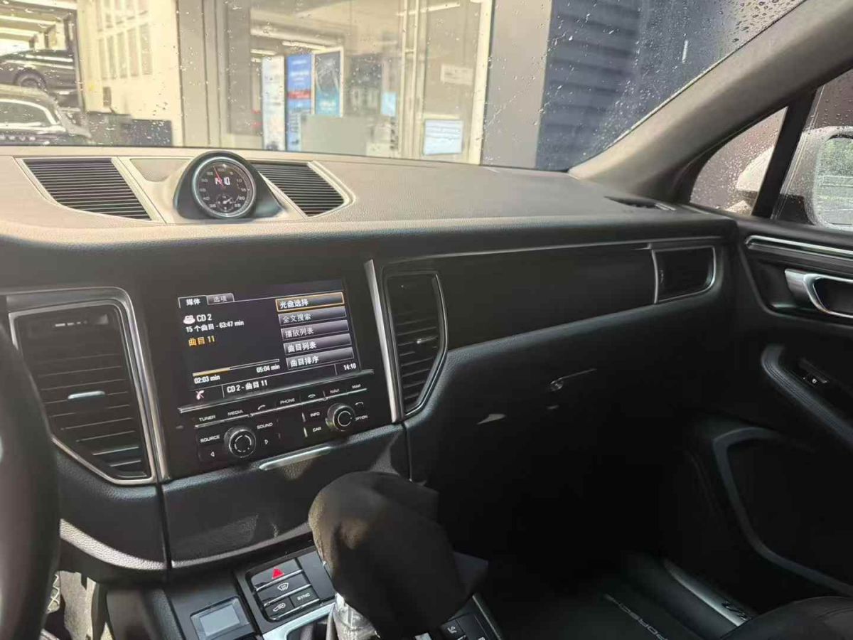 保時(shí)捷 Macan  2014款 Macan 2.0T圖片