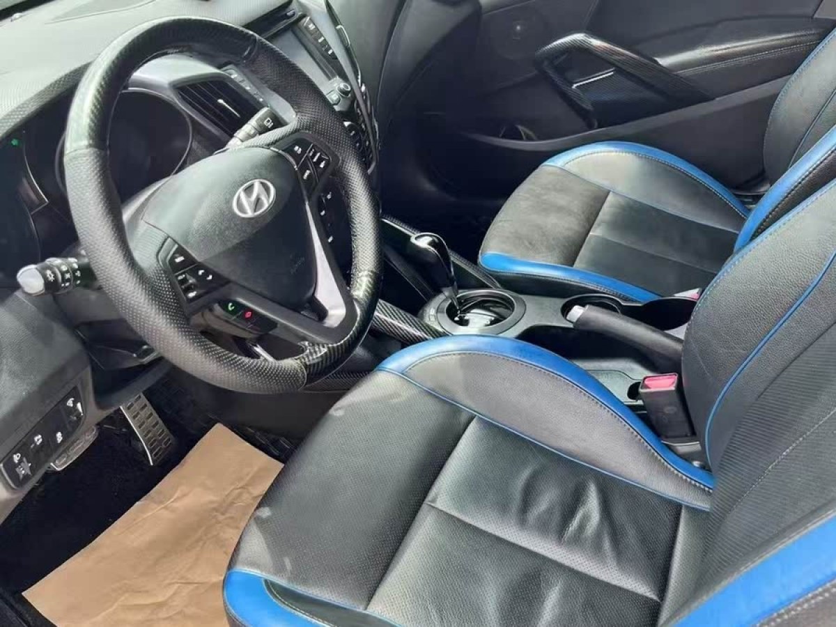現(xiàn)代 Veloster飛思  2012款 1.6T 手動舒適版圖片