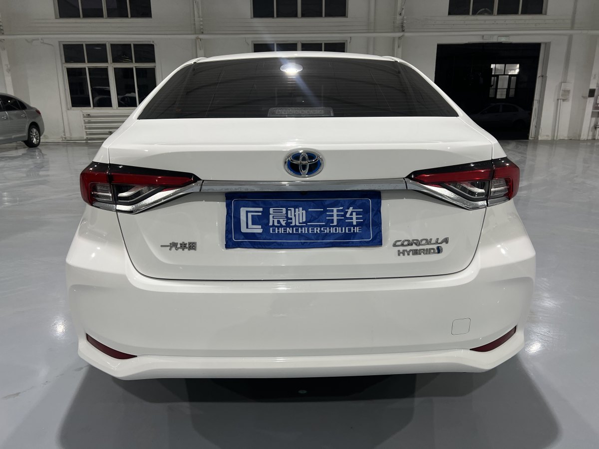 丰田 卡罗拉  2021款 双擎 1.8L E-CVT精英版图片