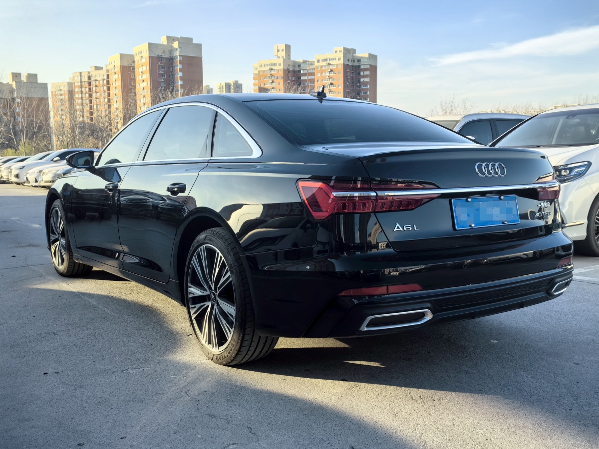 奧迪 奧迪A6L  2022款 40 TFSI 豪華動感型圖片