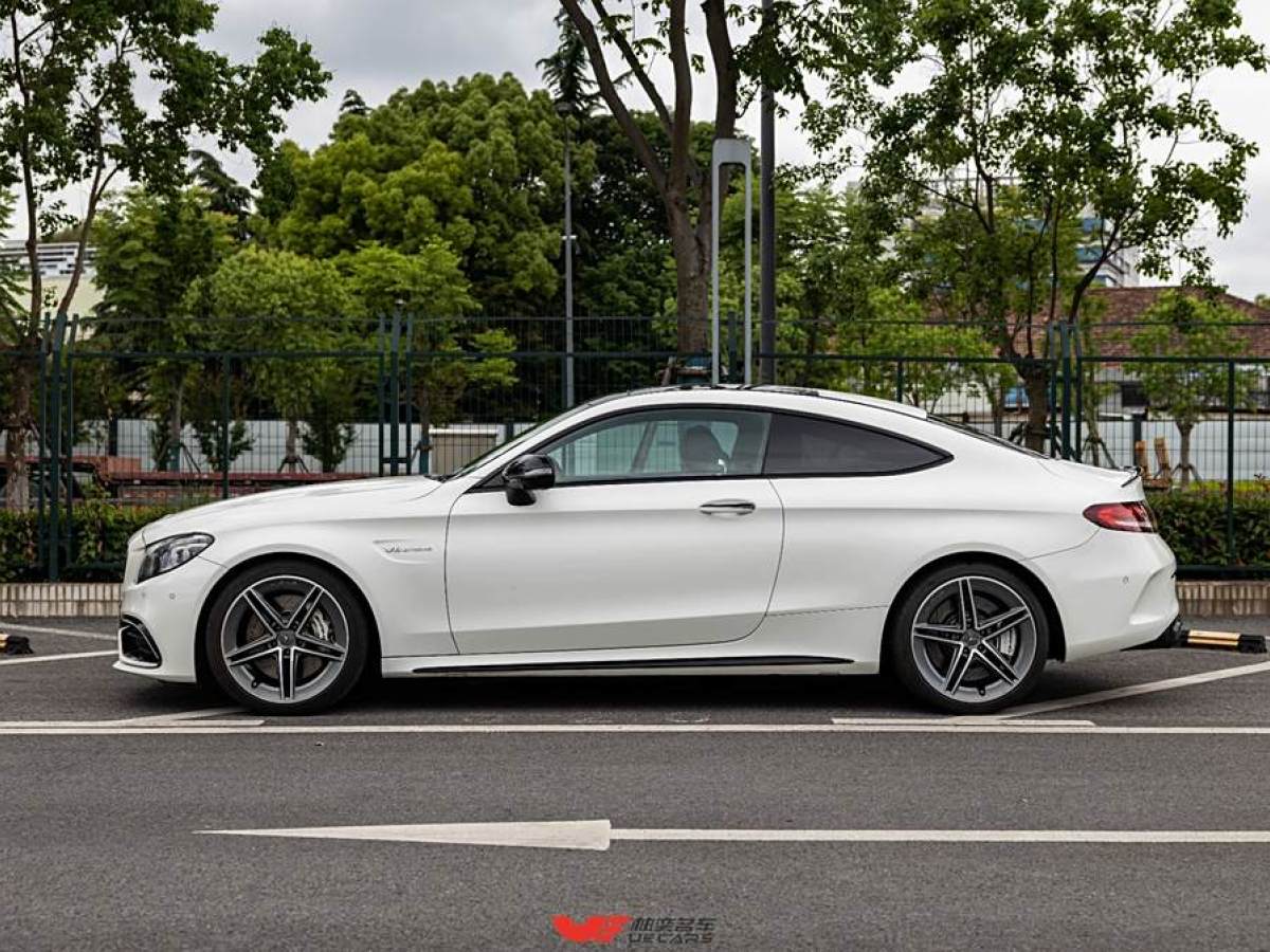 奔馳 奔馳C級AMG  2019款 AMG C 63 轎跑車圖片