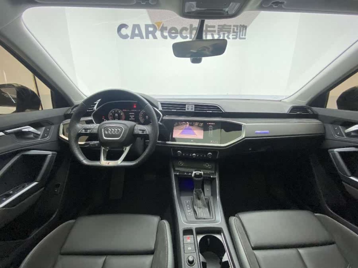 奧迪 奧迪Q3  2022款 40 TFSI 時(shí)尚動(dòng)感型圖片