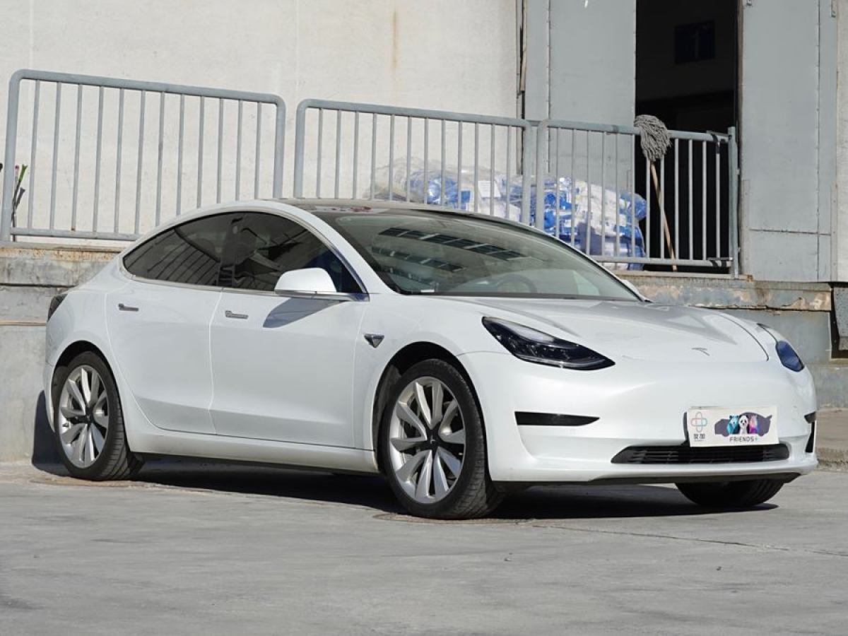 特斯拉 Model 3  2019款 標準續(xù)航后驅(qū)升級版圖片