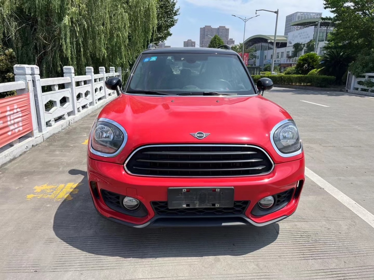 2019年2月MINI COUNTRYMAN  2018款 1.5T COOPER 藝術(shù)家