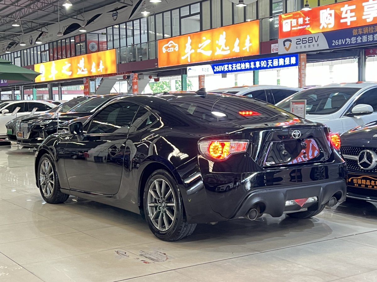 豐田 86  2014款 2.0L 自動(dòng)豪華型圖片