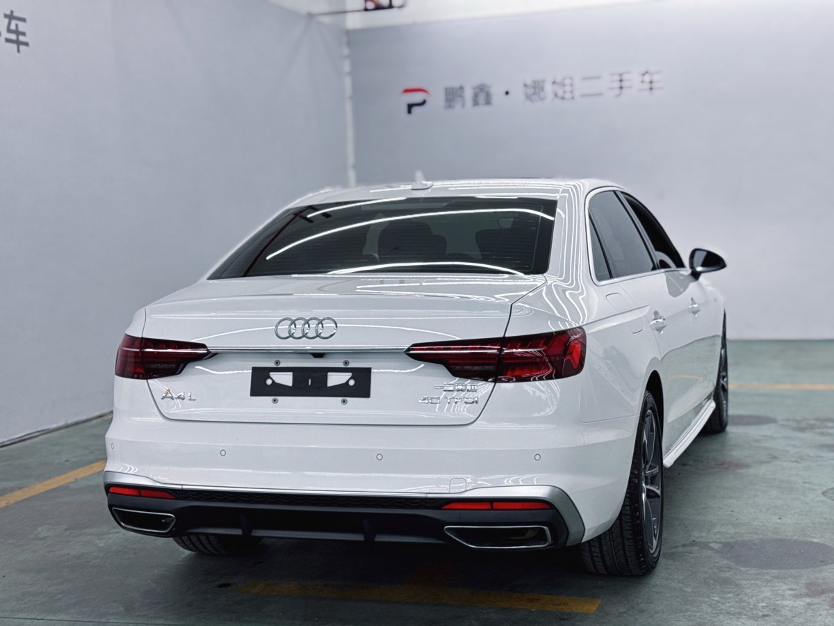 奧迪 奧迪A4L  2022款 40 TFSI 時尚動感型圖片