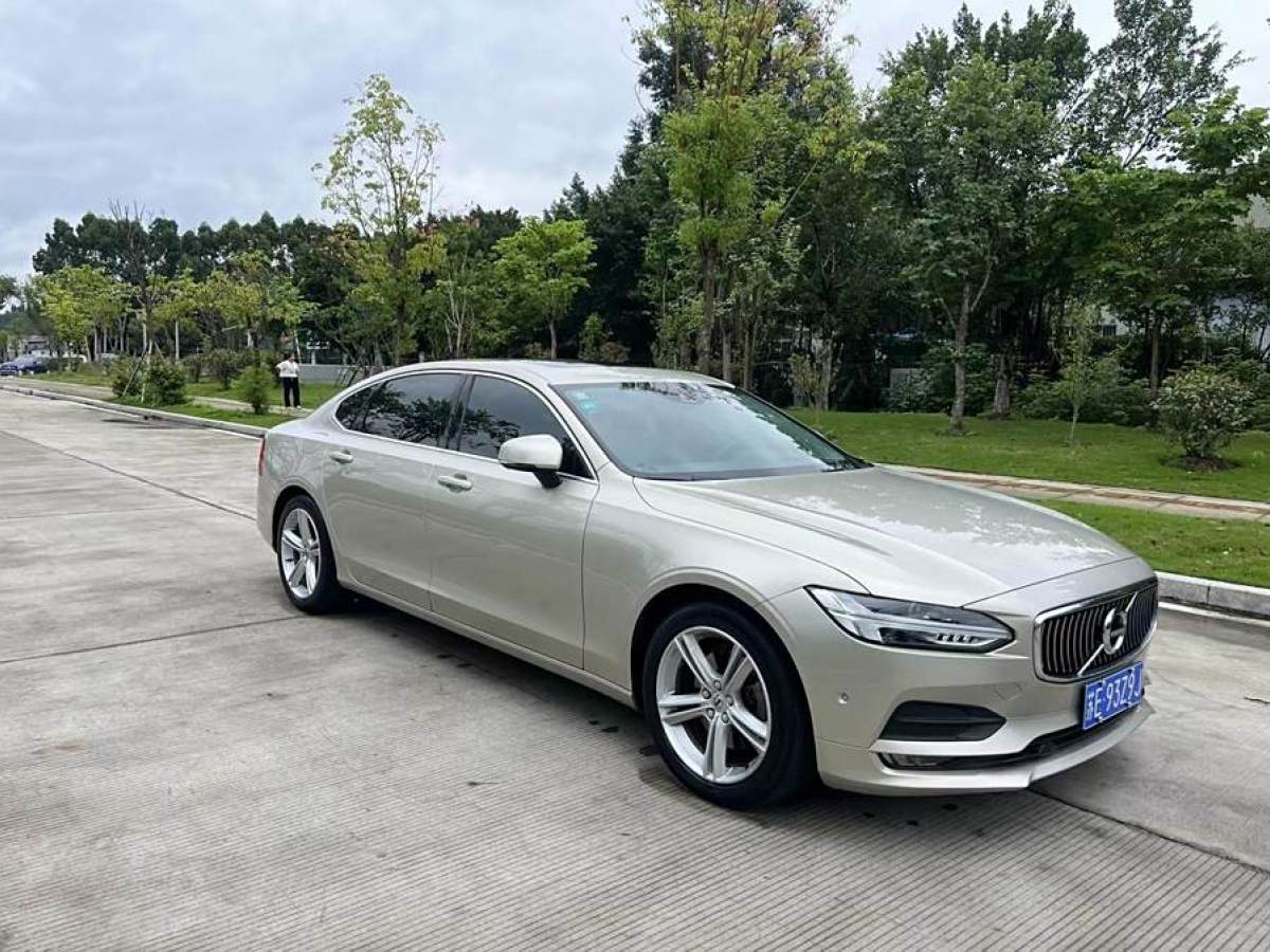 沃爾沃 S90  2017款 T4 智遠(yuǎn)版圖片