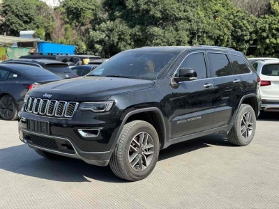 2021年6月 Jeep 大切諾基(進(jìn)口) 3.0L 專業(yè)導(dǎo)航版圖片