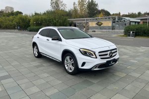 奔驰GLA 奔驰 GLA 200 动感型