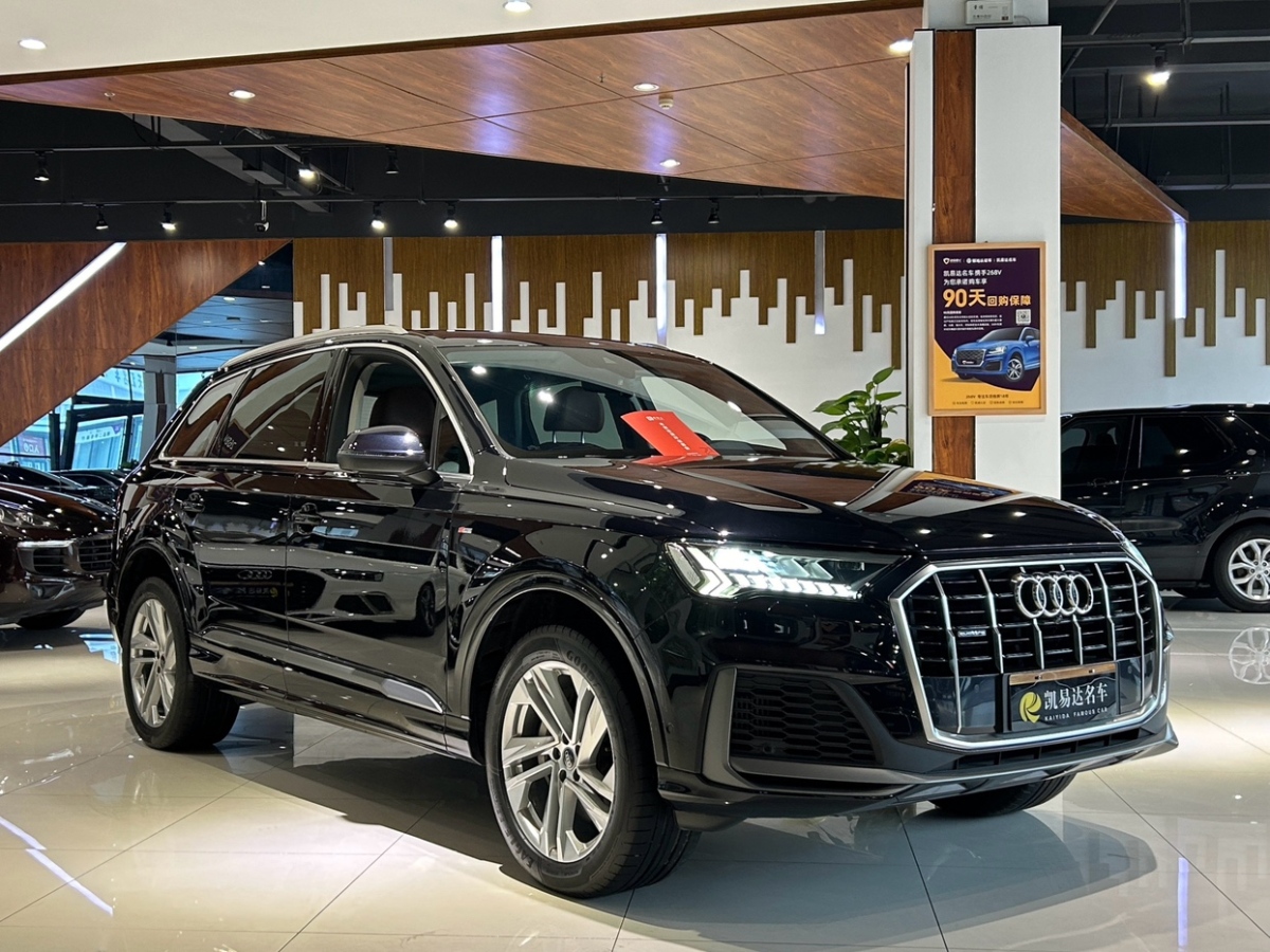 奥迪 奥迪Q7  2021款 55 TFSI quattro S line运动型图片