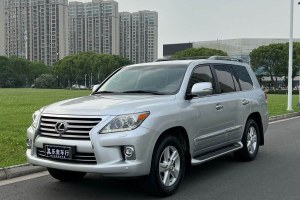 LX 雷克薩斯 570