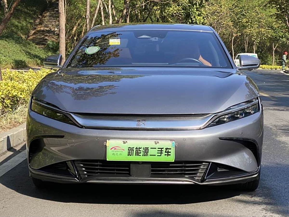 比亞迪 漢  2022款 EV 創(chuàng)世版 610KM四驅(qū)尊享型圖片