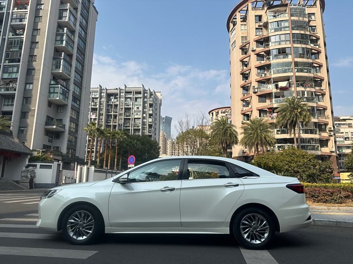 啟辰 D60  2023款 PLUS 1.6L XV CVT智領(lǐng)版圖片