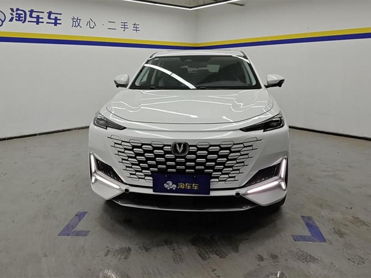 長(zhǎng)安 長(zhǎng)安UNI-K新能源  2022款 藍(lán)鯨iDD 130km 1.5T 尊貴型圖片