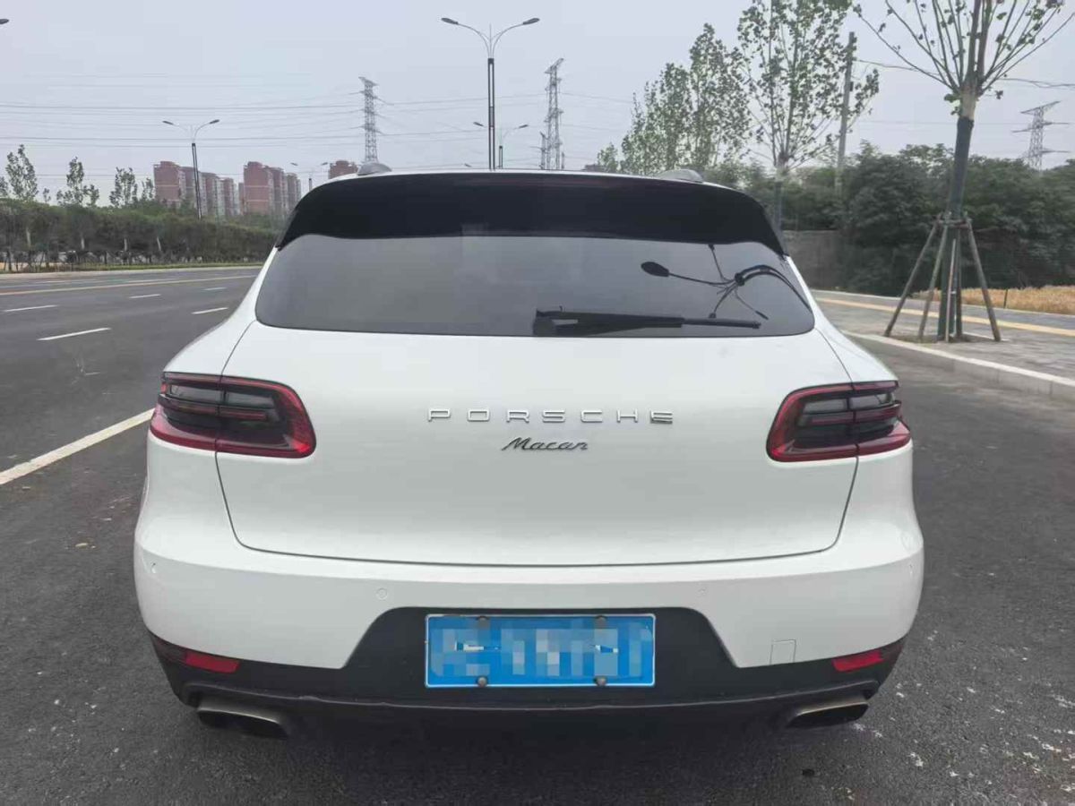 保時(shí)捷 Macan  2016款 Macan 2.0T圖片