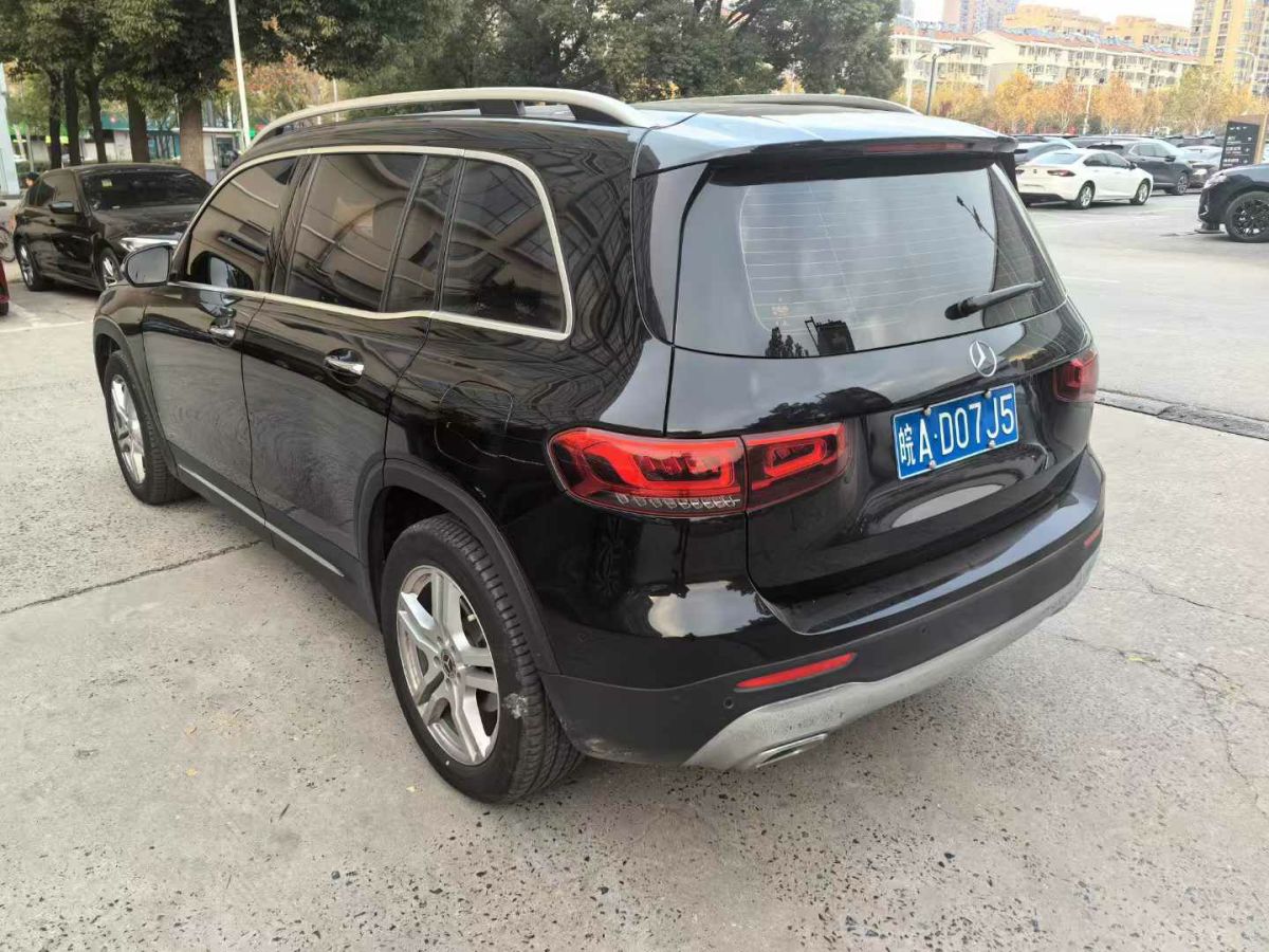 奔馳 奔馳GLC  2023款 GLC 260 L 4MATIC 動(dòng)感型 5座圖片