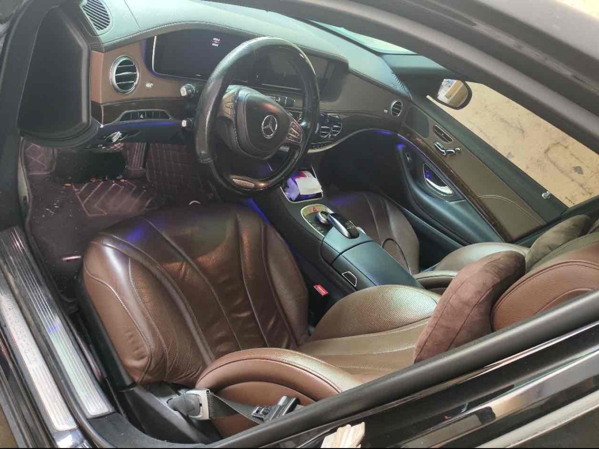 2017年7月奔驰 奔驰S级  2017款 S 320 L 商务型升级版