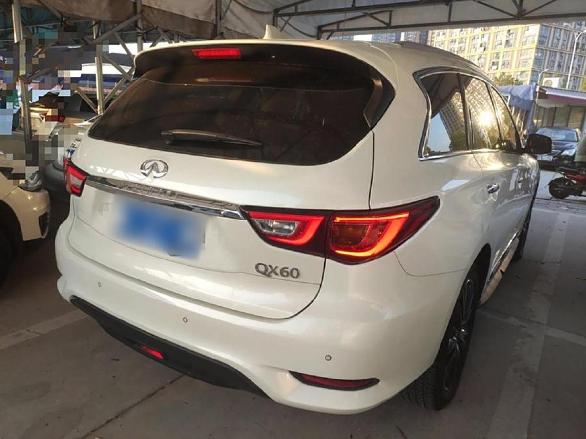 英菲尼迪 QX60  2020款 2.5 S/C Hybrid 四驅(qū)全能版圖片