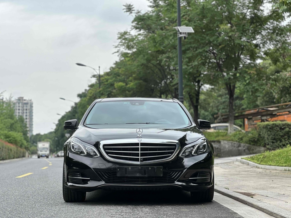 奔馳 奔馳E級(jí)  2014款 改款 E 260 L 豪華型圖片