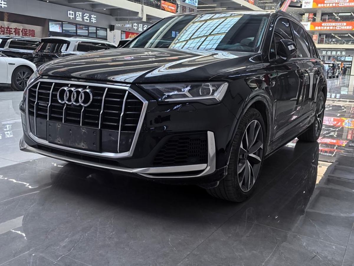 2022年8月奧迪 奧迪Q7  2024款 55 TFSI quattro S line運動型