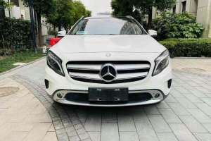 奔驰GLA 奔驰 GLA 220 4MATIC 时尚型