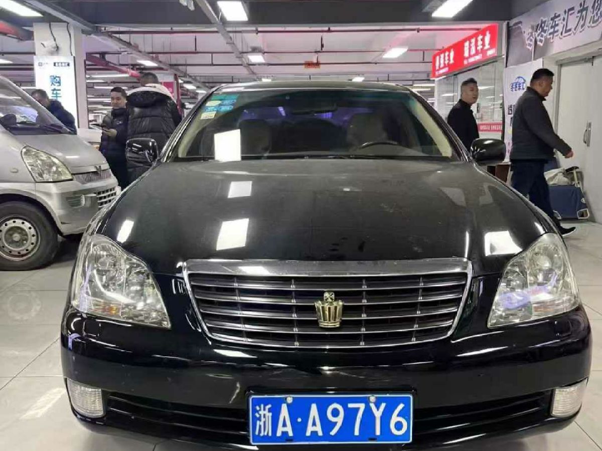 豐田 皇冠  2007款 2.5L Royal 導(dǎo)航版圖片