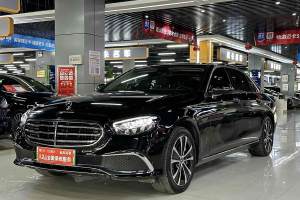 奔驰E级新能源 奔驰 改款 E 350 e L 插电式混合动力轿车