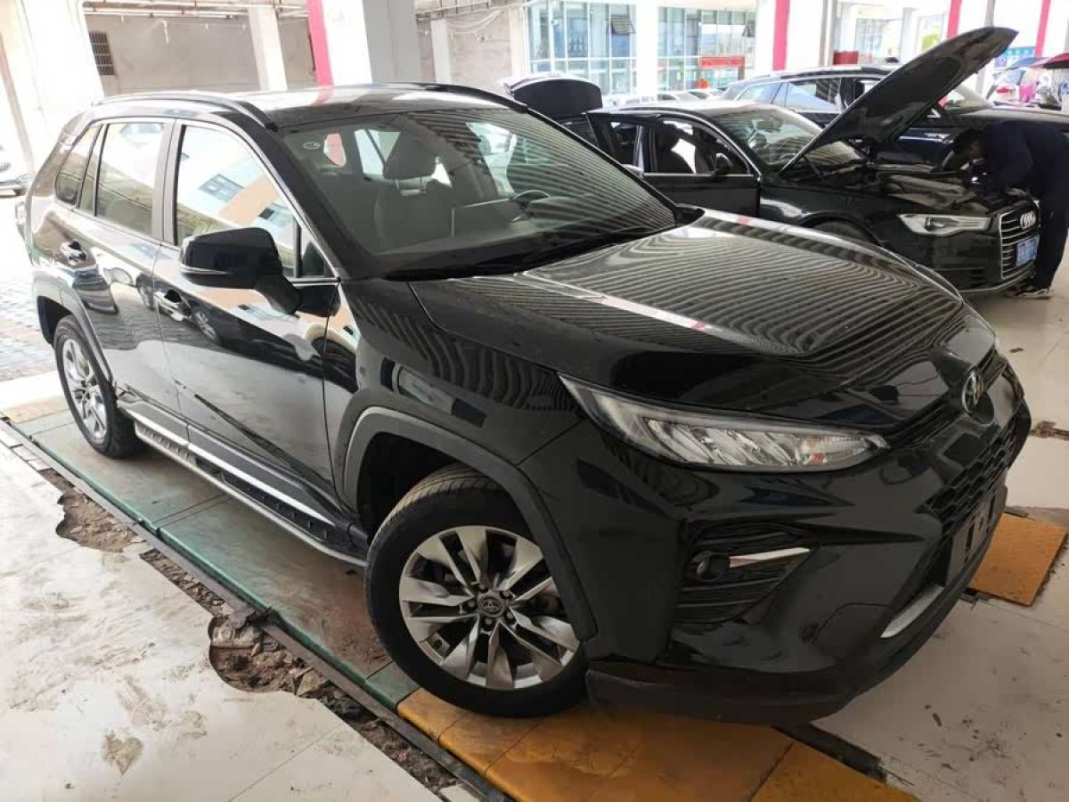 豐田 威蘭達(dá)  2021款 2.0L CVT兩驅(qū)豪華版圖片