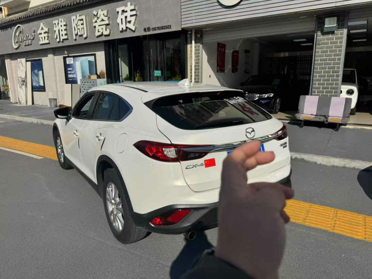 2018年1月馬自達(dá) CX-3  2018款 2.0L 自動(dòng)尊貴型