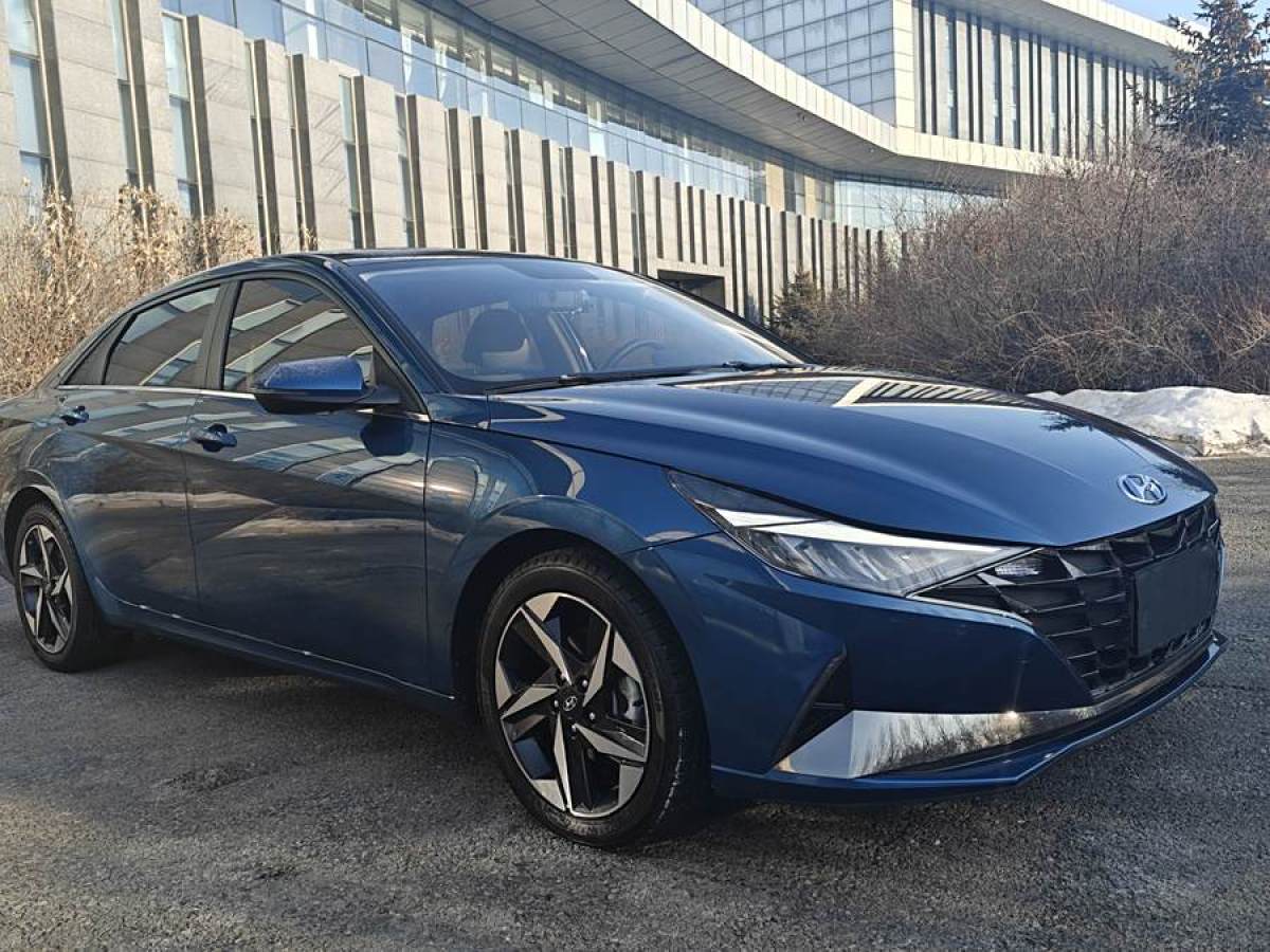 現(xiàn)代 伊蘭特  2021款 1.5L LUX尊貴版圖片