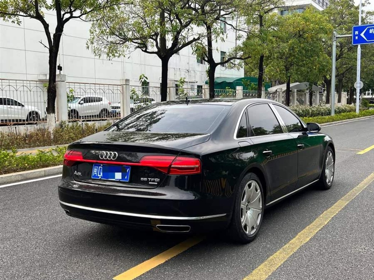 奧迪 奧迪A8  2014款 A8L 45 TFSI quattro豪華型圖片