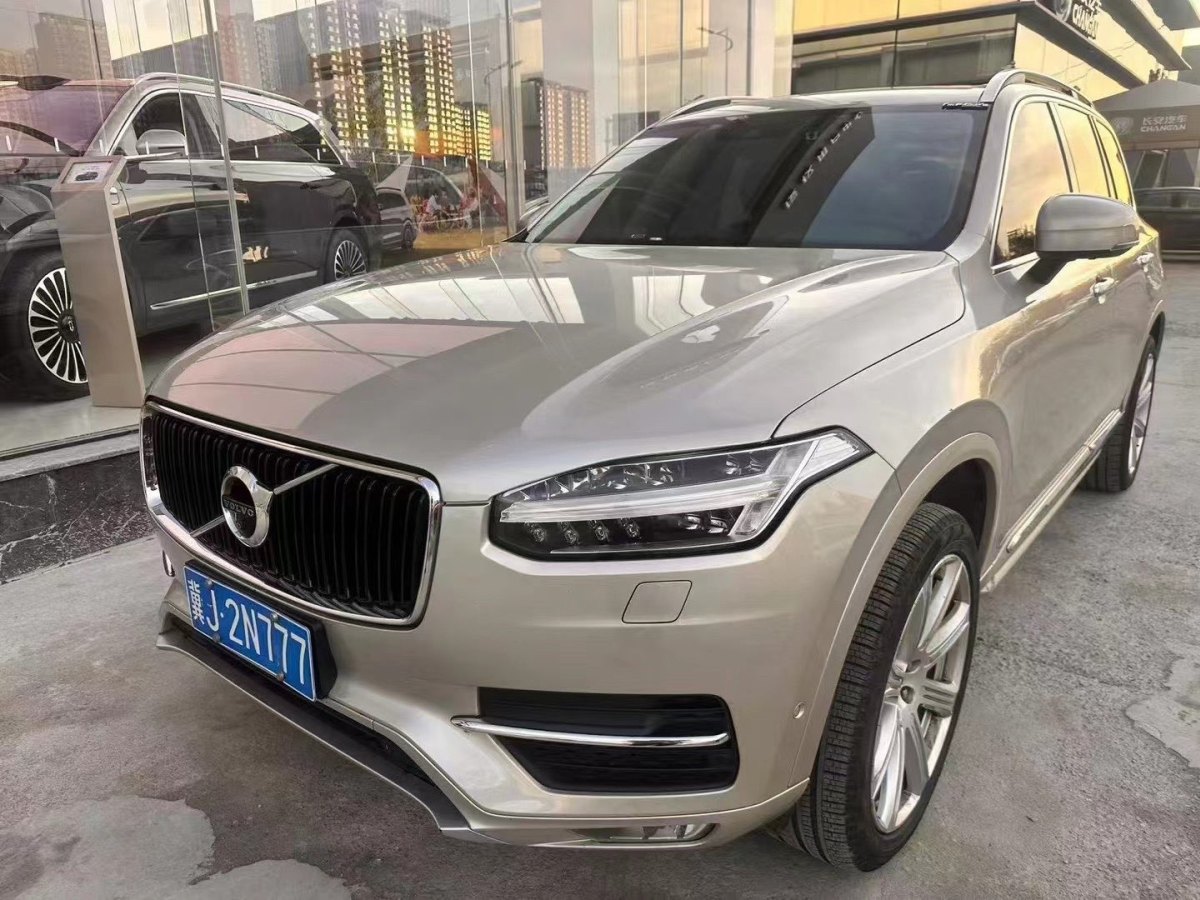 沃爾沃 XC60  2020款 T5 四驅(qū)智逸豪華版圖片