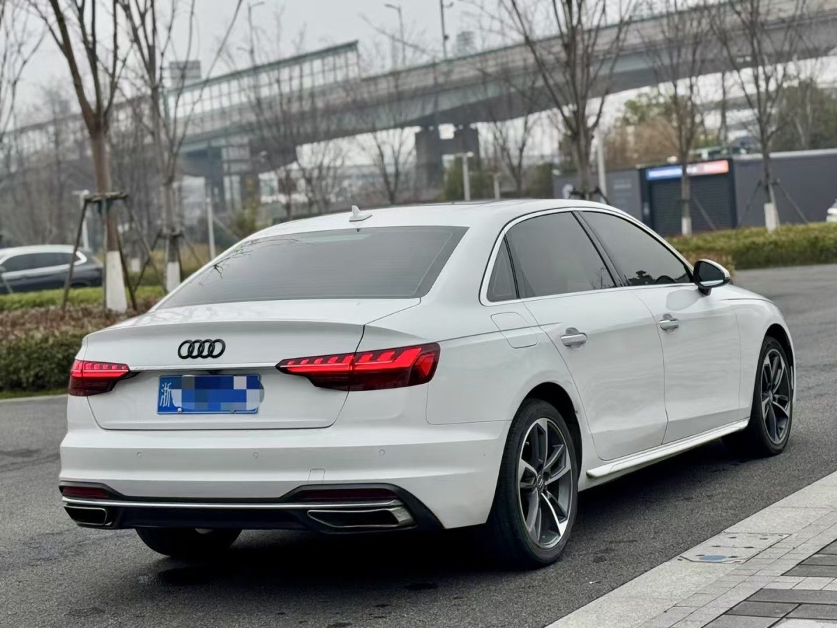 奧迪 奧迪A4L  2020款 40 TFSI 時(shí)尚致雅型圖片