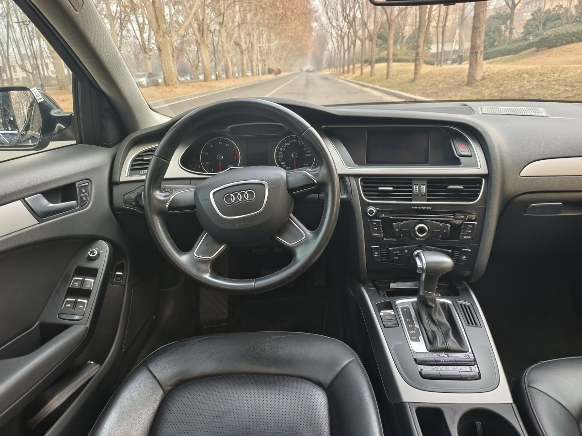 奧迪 奧迪A4L  2013款 35 TFSI 自動(dòng)舒適型圖片