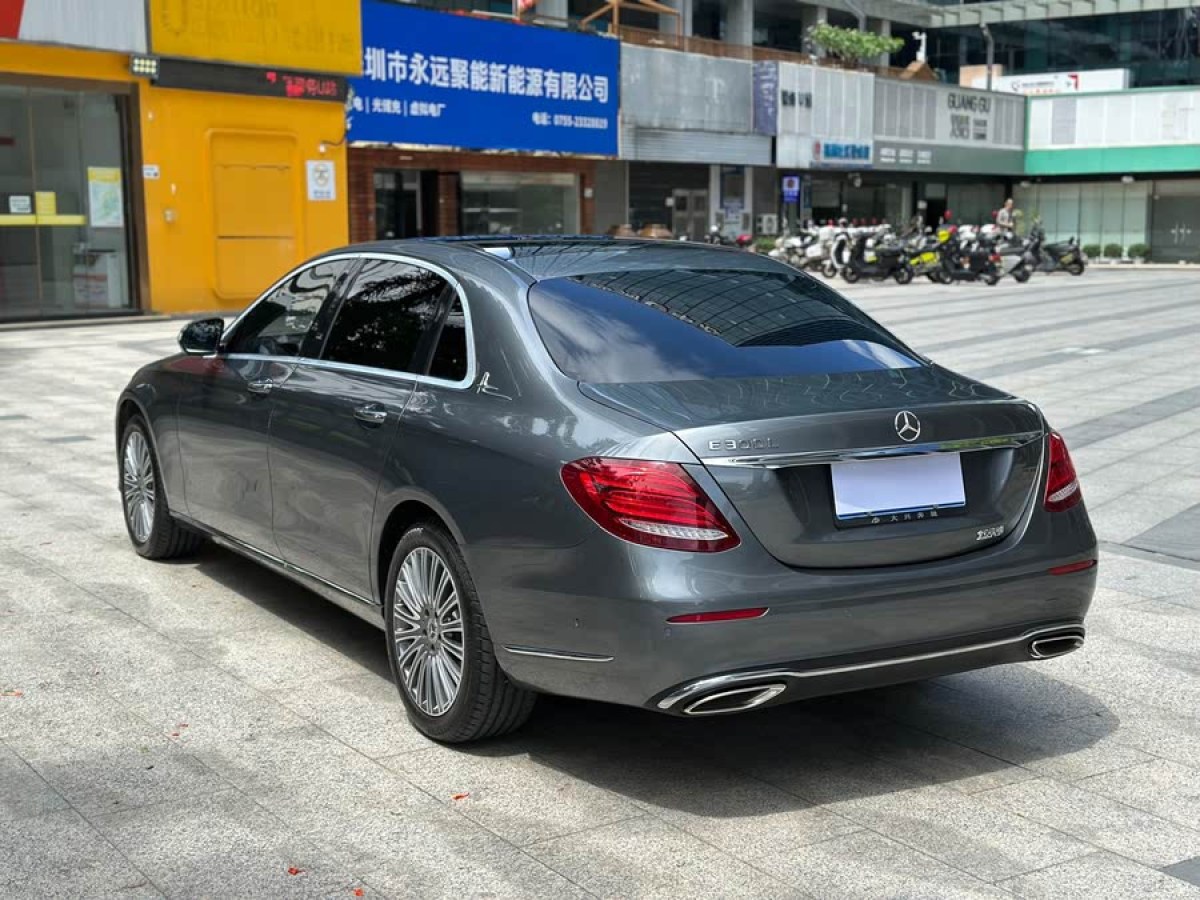 奔馳 奔馳E級(jí)  2020款 E 300 L 豪華型圖片