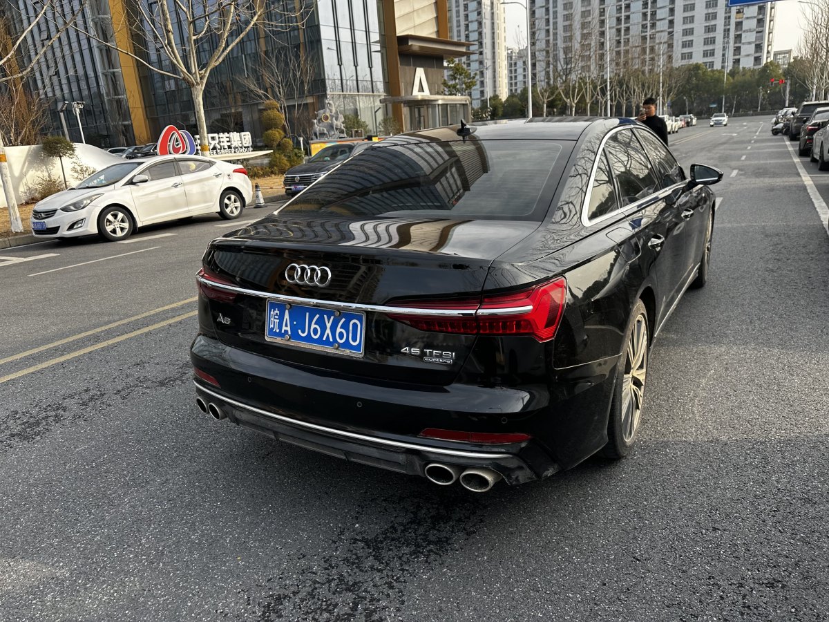 奧迪 奧迪A6L  2019款 45 TFSI quattro 臻選動(dòng)感型圖片