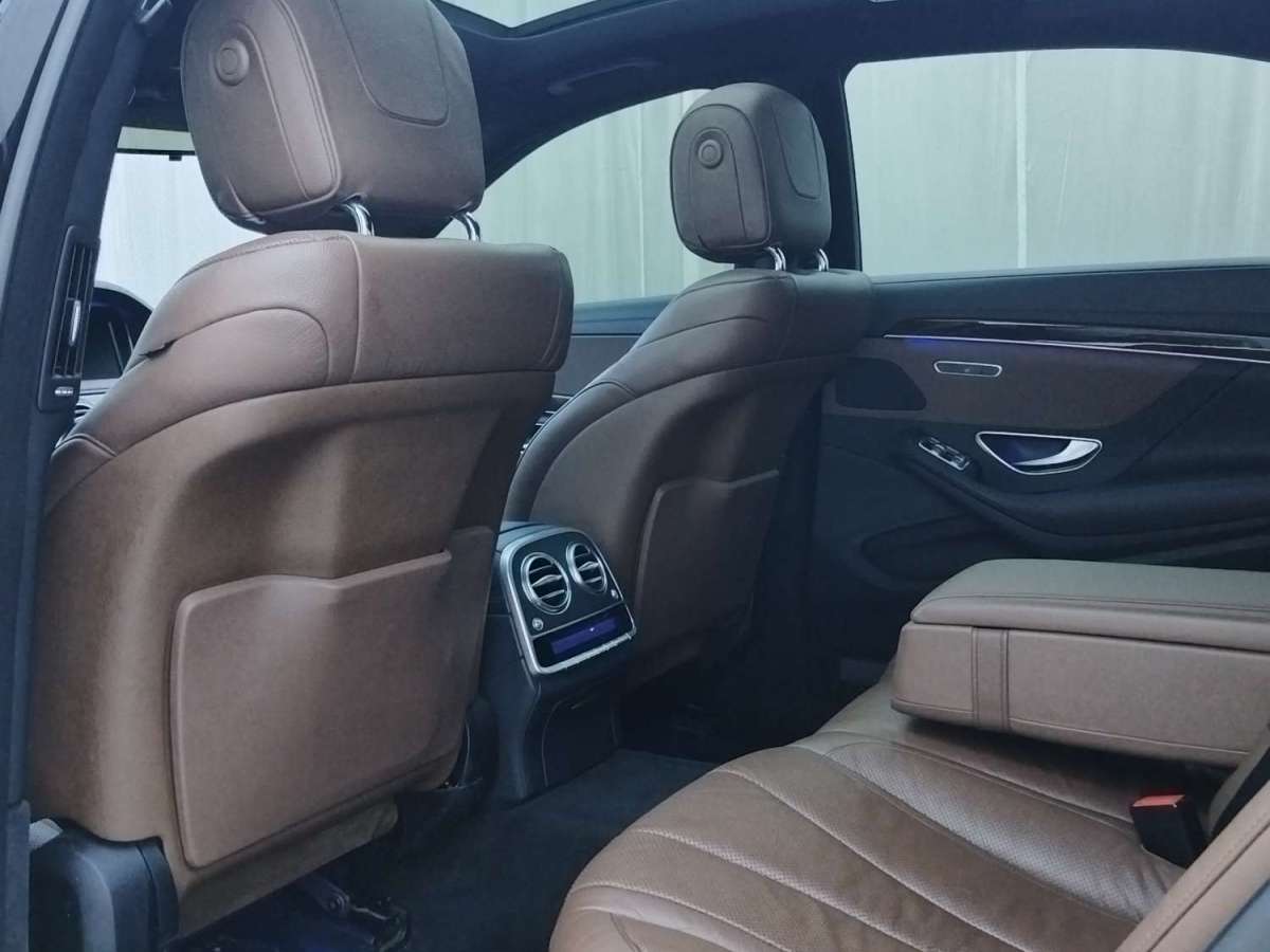 2016年1月奔驰 奔驰S级  2016款 S 320 L 商务型