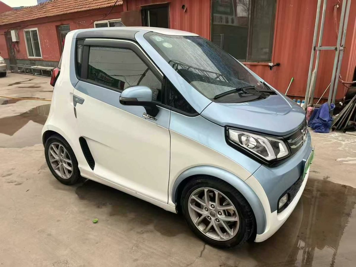 眾泰 E200 圖片