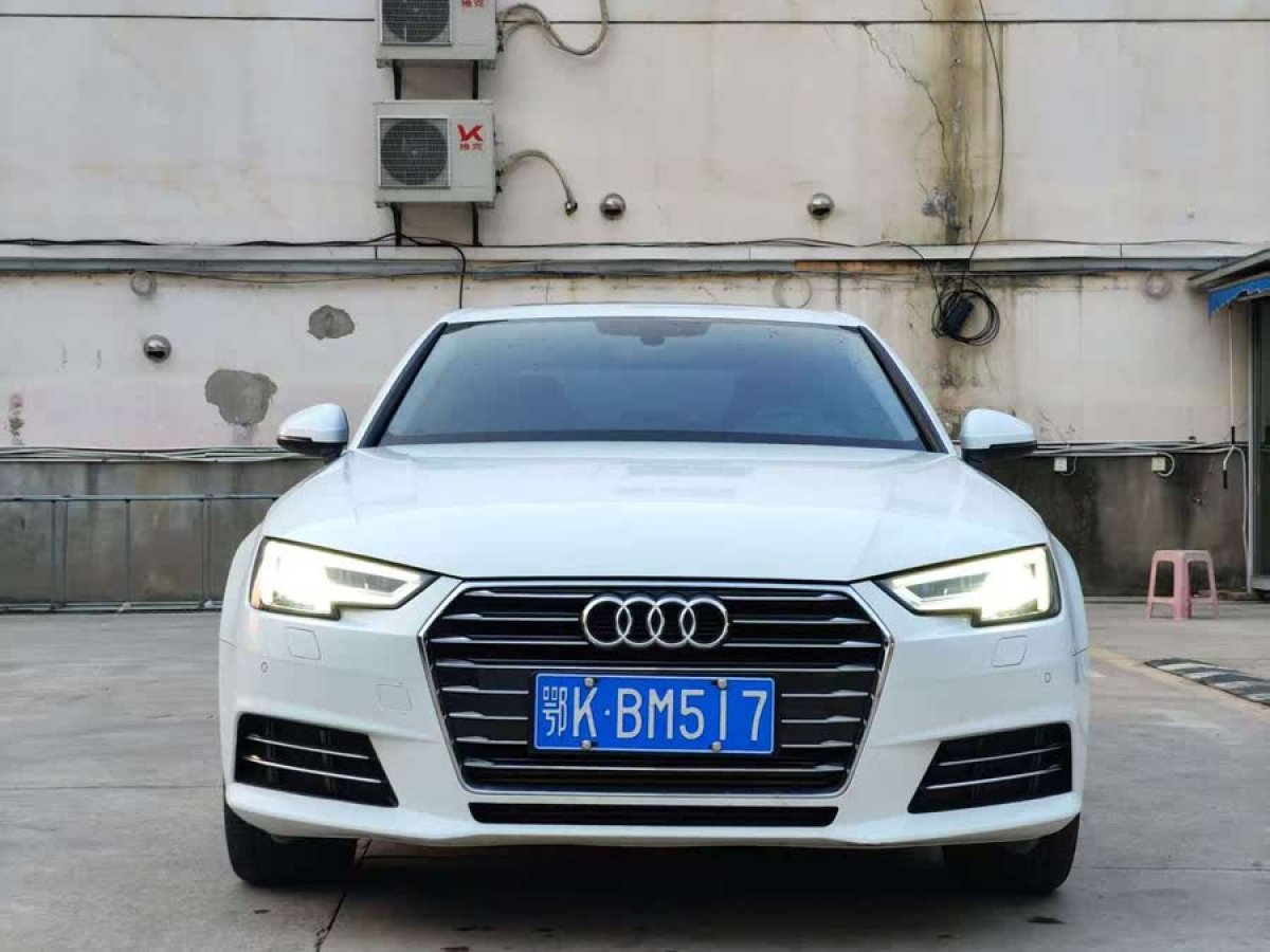 奧迪 奧迪A4L  2019款 40 TFSI 進(jìn)取型 國(guó)V圖片