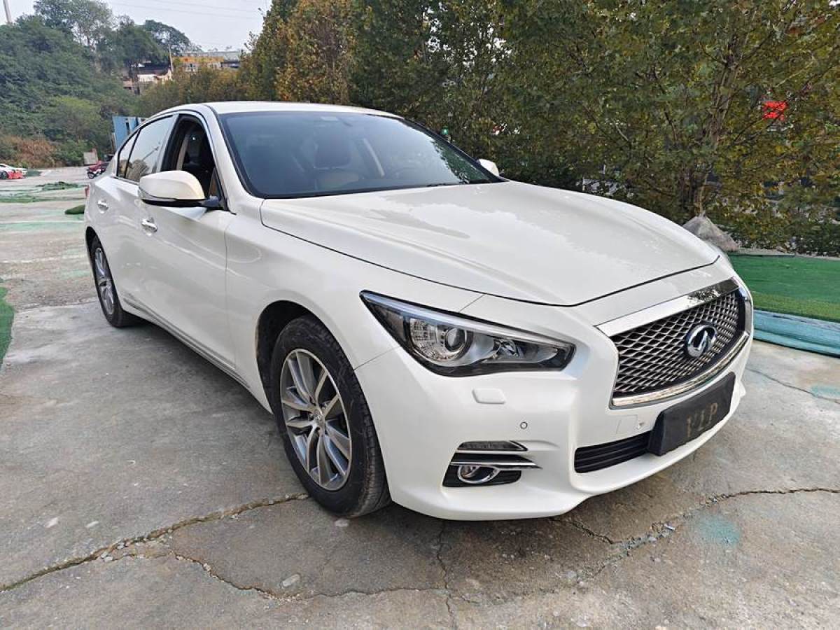 英菲尼迪 Q50L  2015款 2.0T 悅享版圖片